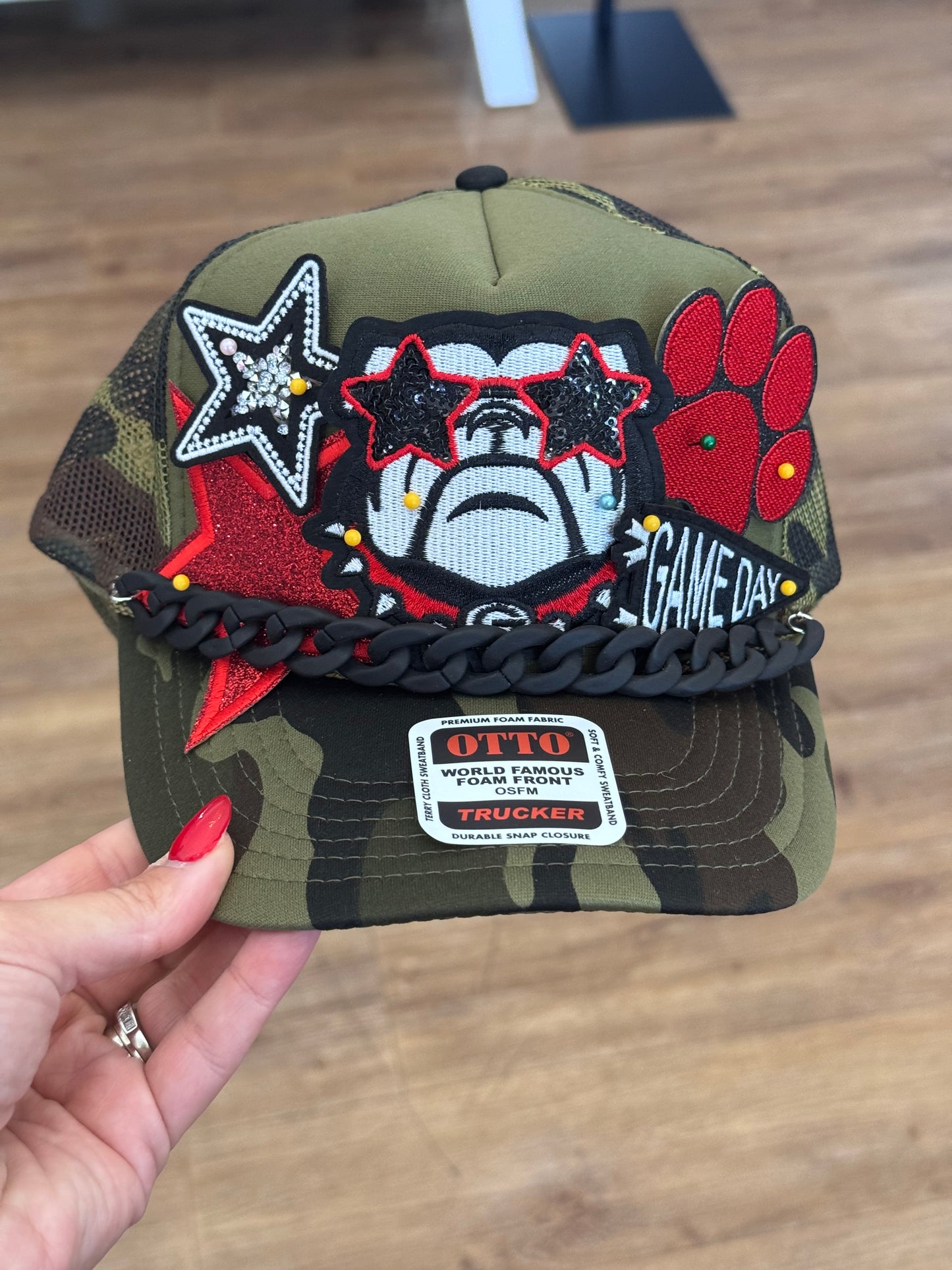CAMO DAWGS